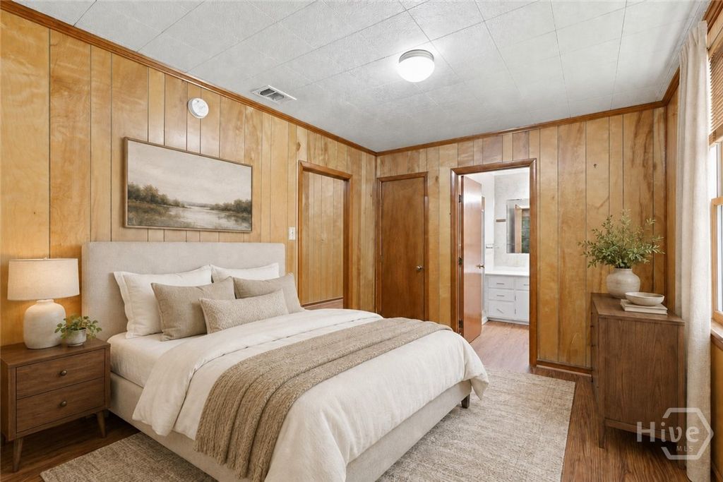 Image 28 of property listing at 2359 Pinetree Road, Savannah, GA 31404