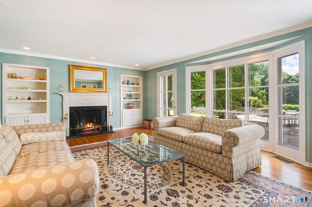 420 Morehouse Lane, Fairfield, CT 06890