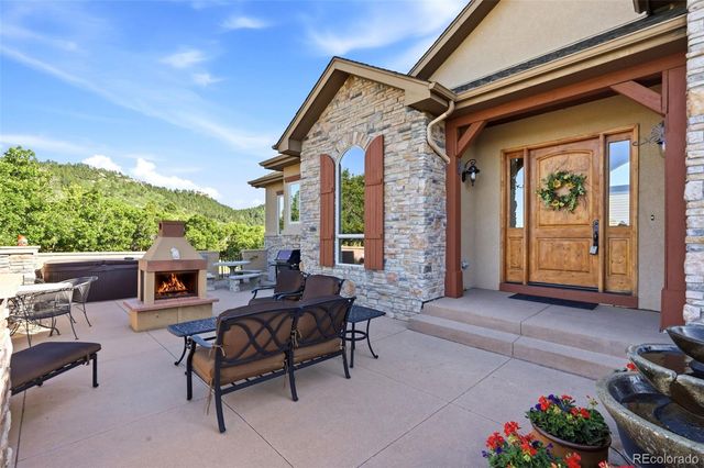 395 Young Circle, Castle Rock, CO 80104