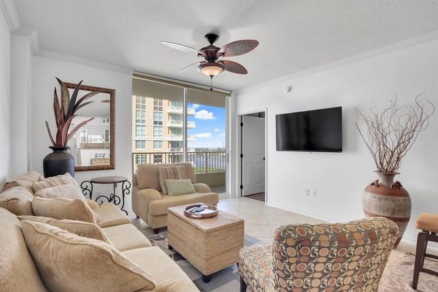 625 Casa Loma Boulevard 1103, Boynton Beach, FL 33435