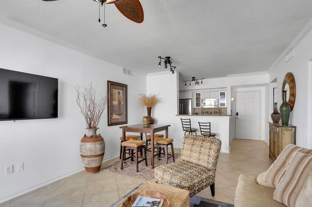 625 Casa Loma Boulevard 1103, Boynton Beach, FL 33435