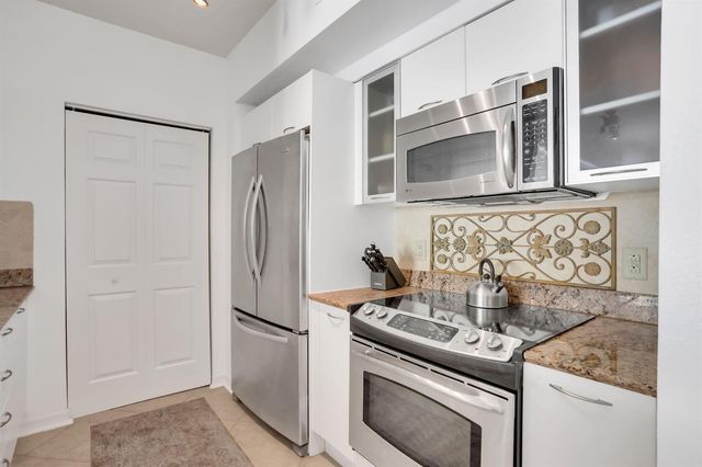 625 Casa Loma Boulevard 1103, Boynton Beach, FL 33435