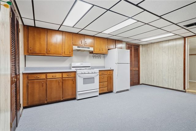 102 Kemper Rd, Twp Of But Se, PA 16002