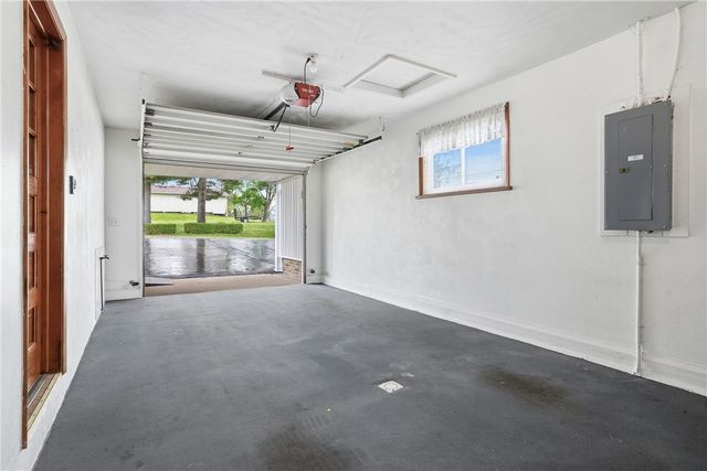 102 Kemper Rd, Twp Of But Se, PA 16002
