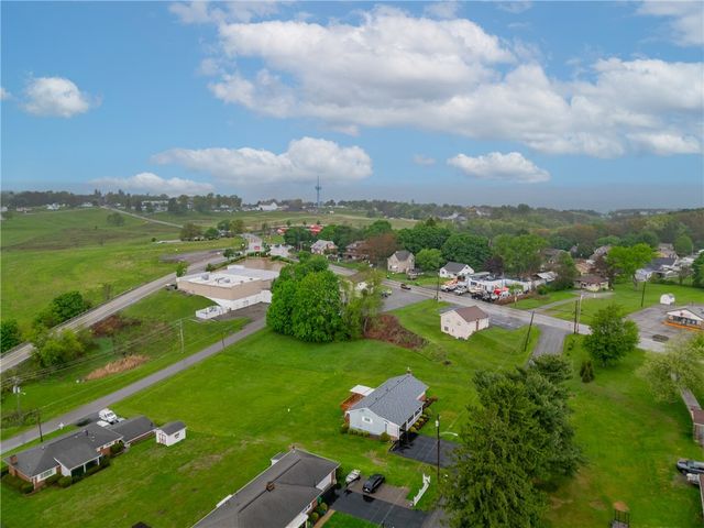 102 Kemper Rd, Twp Of But Se, PA 16002