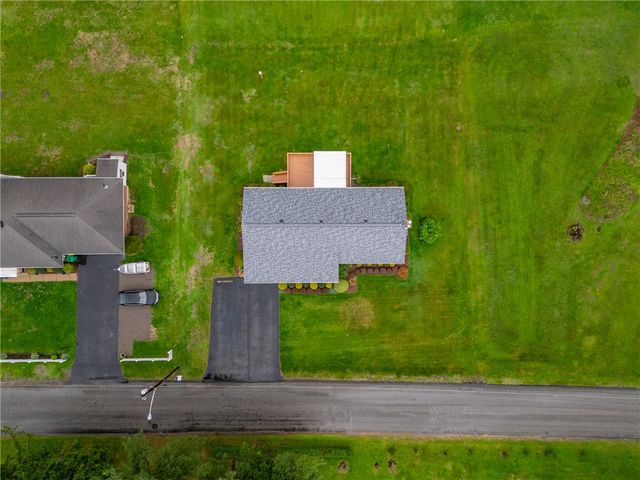 102 Kemper Rd, Twp Of But Se, PA 16002