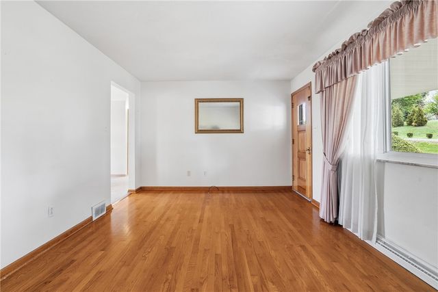 102 Kemper Rd, Twp Of But Se, PA 16002