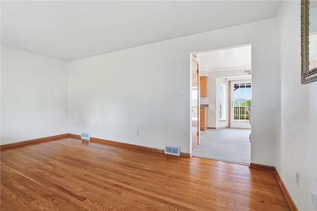 102 Kemper Rd, Twp Of But Se, PA 16002