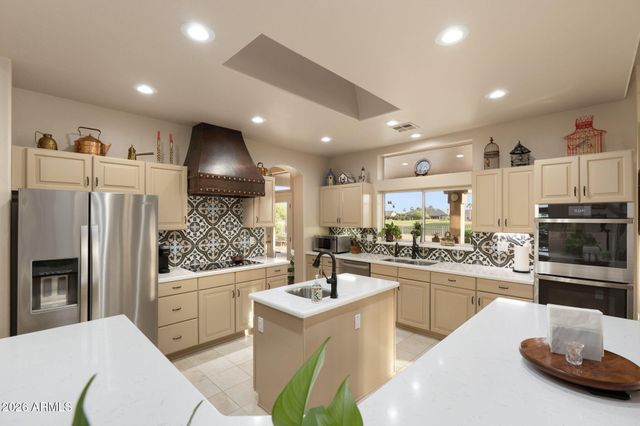 16009 W HURON Drive, Sun City West, AZ 85375