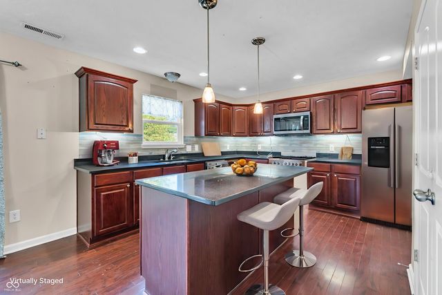 6766 Buhrstone Lane, Avon, IN 46123