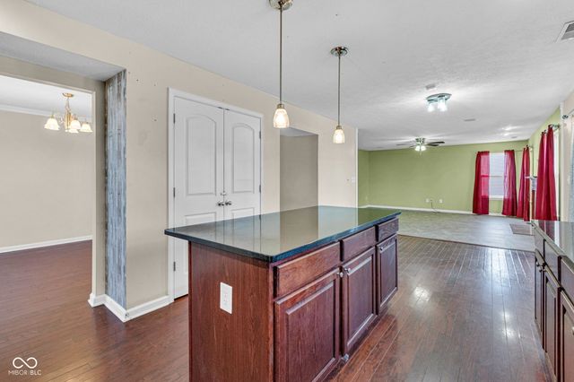 6766 Buhrstone Lane, Avon, IN 46123