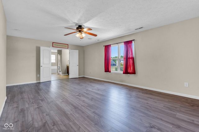 6766 Buhrstone Lane, Avon, IN 46123