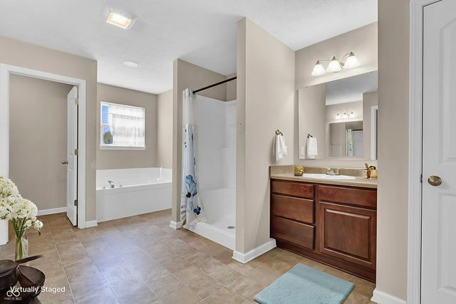 6766 Buhrstone Lane, Avon, IN 46123