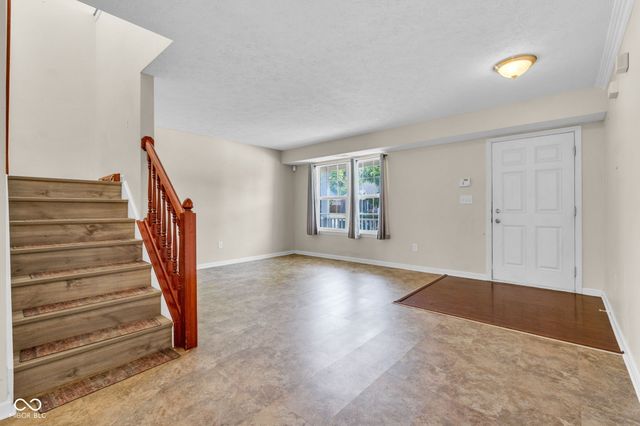 6766 Buhrstone Lane, Avon, IN 46123