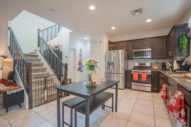 3814 S 58TH Drive, Phoenix, AZ 85043