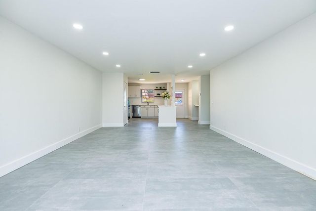 604 Laconia Circle, Lake Worth, FL 33467