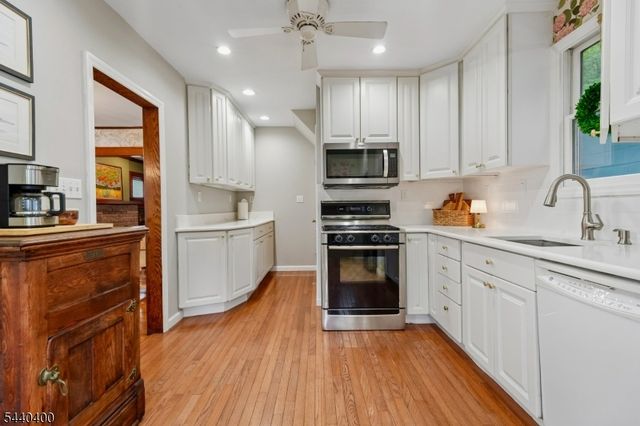 43 Woodside Ter, West Orange Twp., NJ 07052