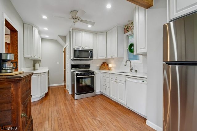 43 Woodside Ter, West Orange Twp., NJ 07052