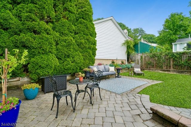 43 Woodside Ter, West Orange Twp., NJ 07052