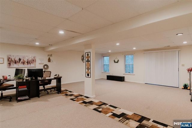 59 Morning Watch Road, Wayne, NJ 07470