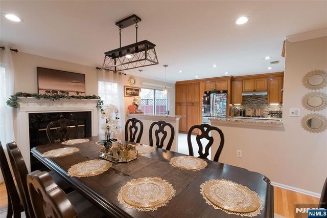 59 Morning Watch Road, Wayne, NJ 07470