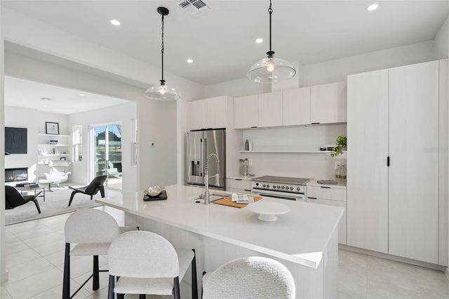 438 SKYFIELD COURT, Lady Lake, FL 32159