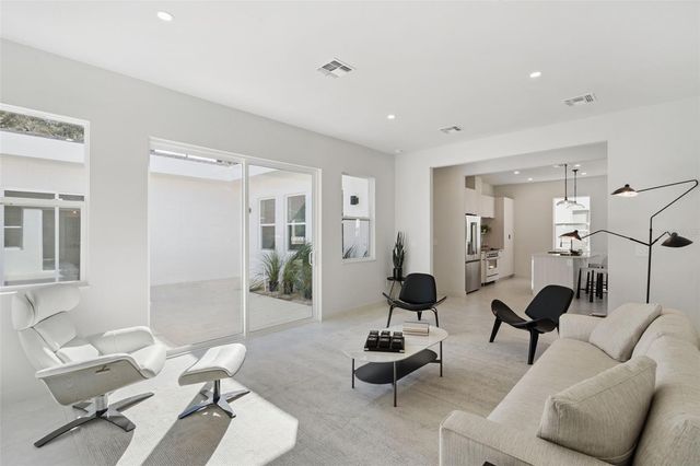 438 SKYFIELD COURT, Lady Lake, FL 32159