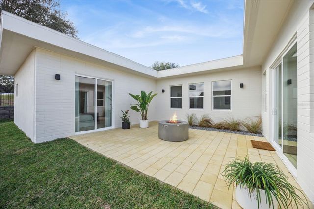 438 SKYFIELD COURT, Lady Lake, FL 32159