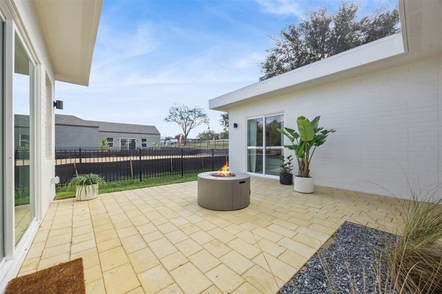 438 SKYFIELD COURT, Lady Lake, FL 32159