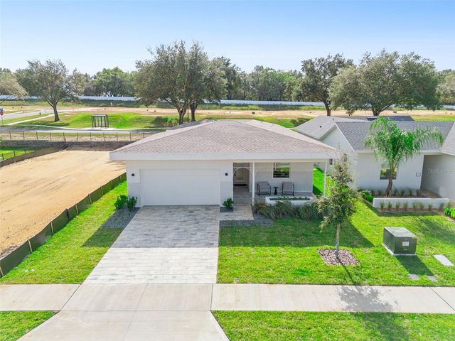 438 SKYFIELD COURT, Lady Lake, FL 32159