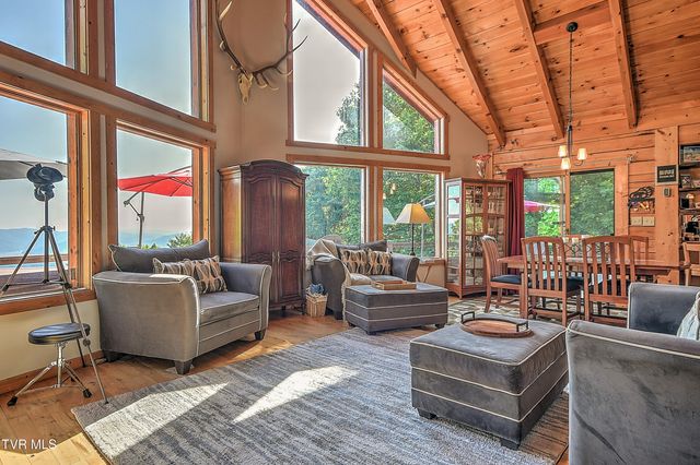 807 Vista Road, Butler, TN 37640
