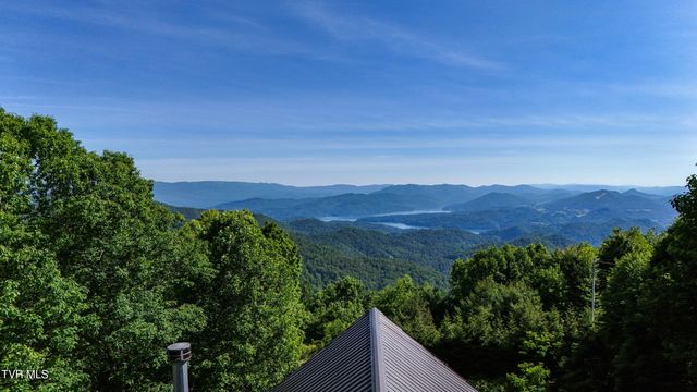 807 Vista Road, Butler, TN 37640