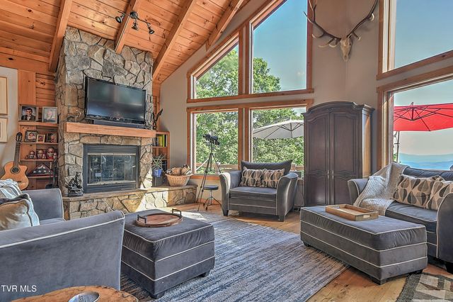 807 Vista Road, Butler, TN 37640