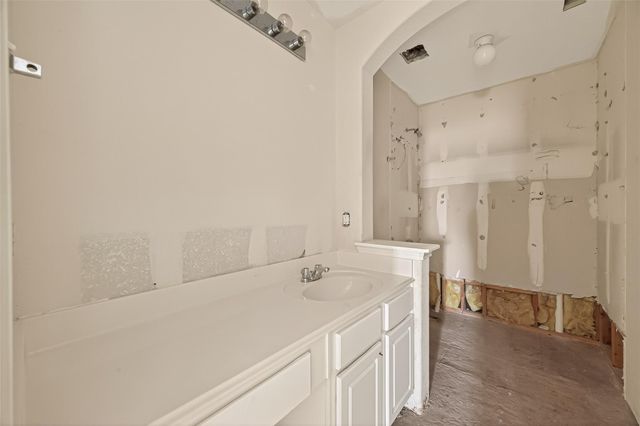 5415 Coastline Street, Baytown, TX 77521