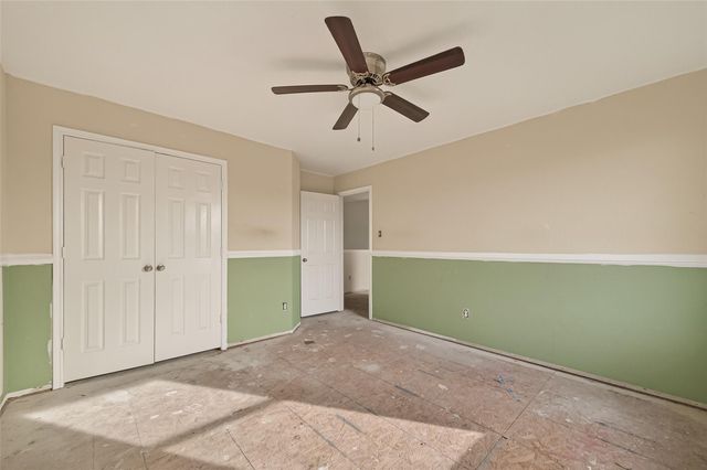 5415 Coastline Street, Baytown, TX 77521