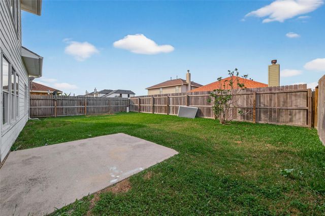 5415 Coastline Street, Baytown, TX 77521