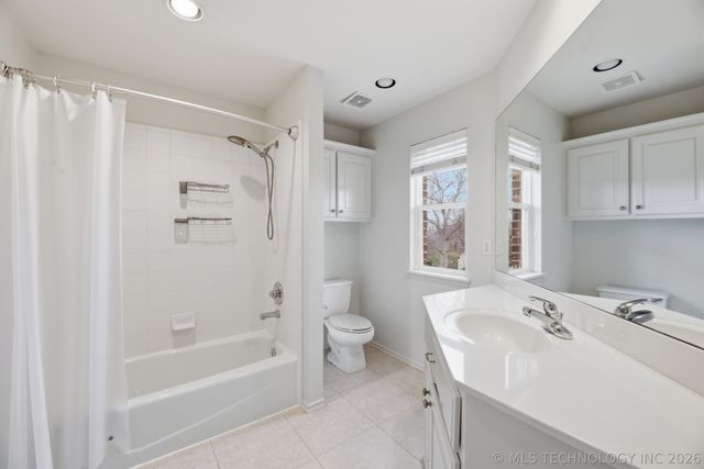 1501 E Fairview Avenue, Sapulpa, OK 74066