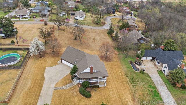 1501 E Fairview Avenue, Sapulpa, OK 74066