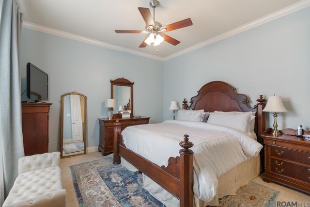 5370 Courtyard Dr, Gonzales, LA 70737