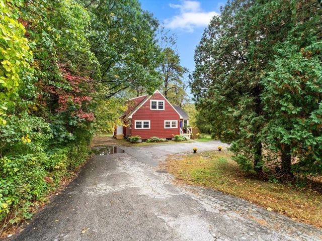 290 East Street, Westwood, MA 02090