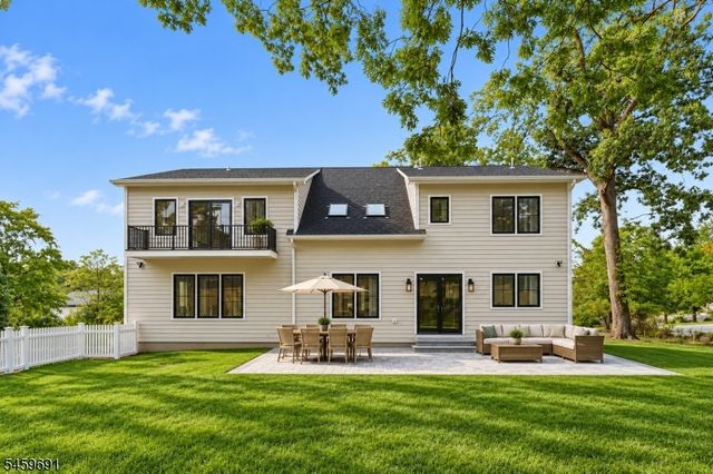 190 Laurel Ave, Livingston Twp., NJ 07039