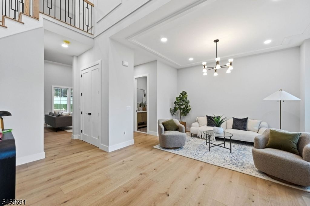 190 Laurel Ave, Livingston Twp., NJ 07039 — photo 4