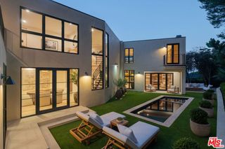 1417 Bluebird Avenue, West Hollywood, CA 90069
