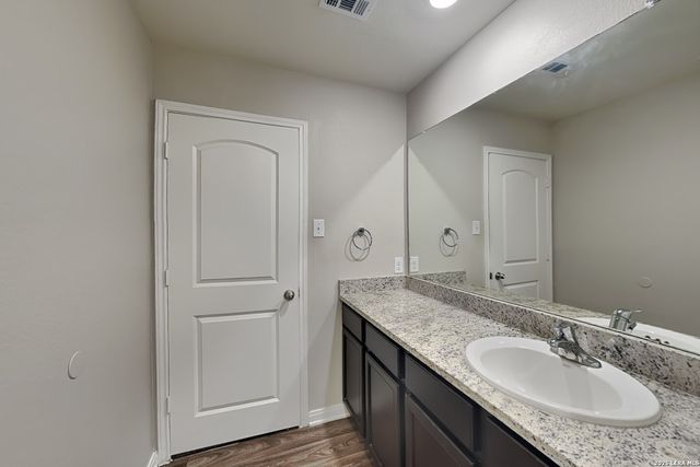 3022 Citron, Converse, TX 78109