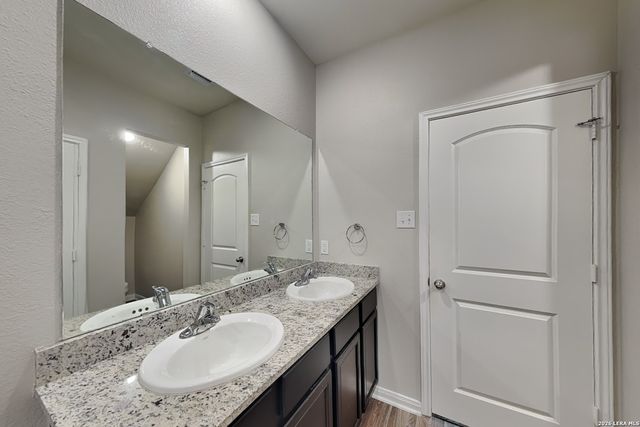 3022 Citron, Converse, TX 78109