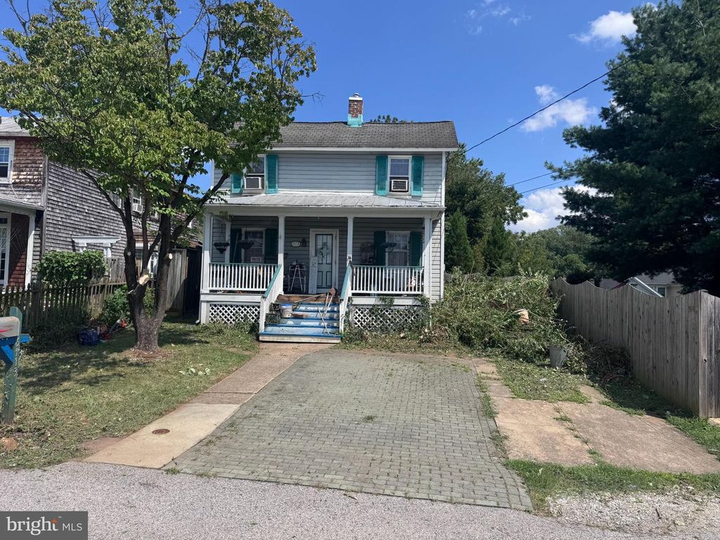 6113 STANTON AVE, Roland Park, MD 21210