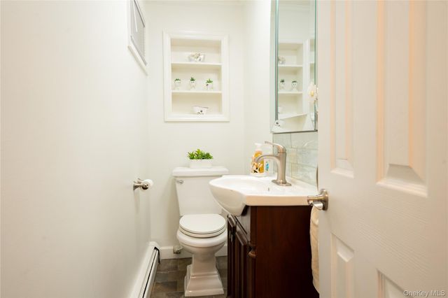 1925 Radcliff Avenue, Bronx, NY 10462