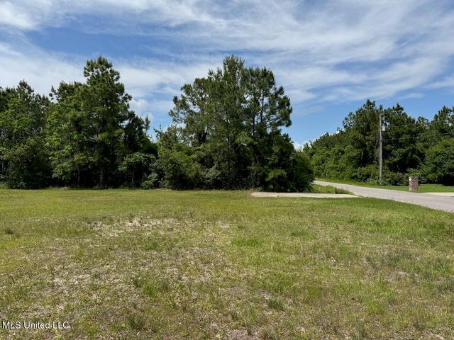 105 Edwards Drive, Pass Christian, MS 39571