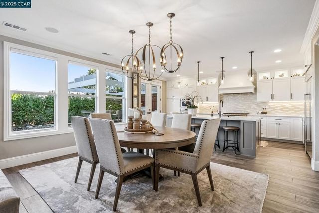 113 Bordeaux Ct, Martinez, CA 94553