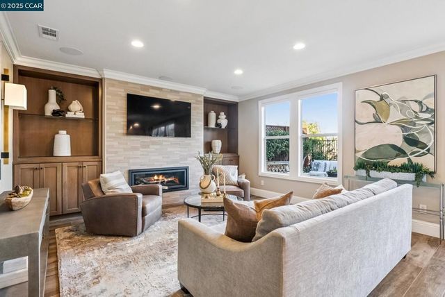 113 Bordeaux Ct, Martinez, CA 94553